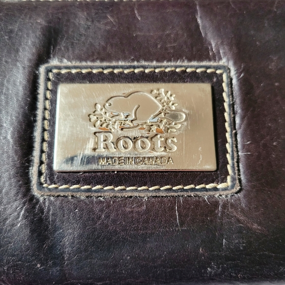 Vintage Roots leather wallet 🦫 🇨🇦 - Picture 4 of 4